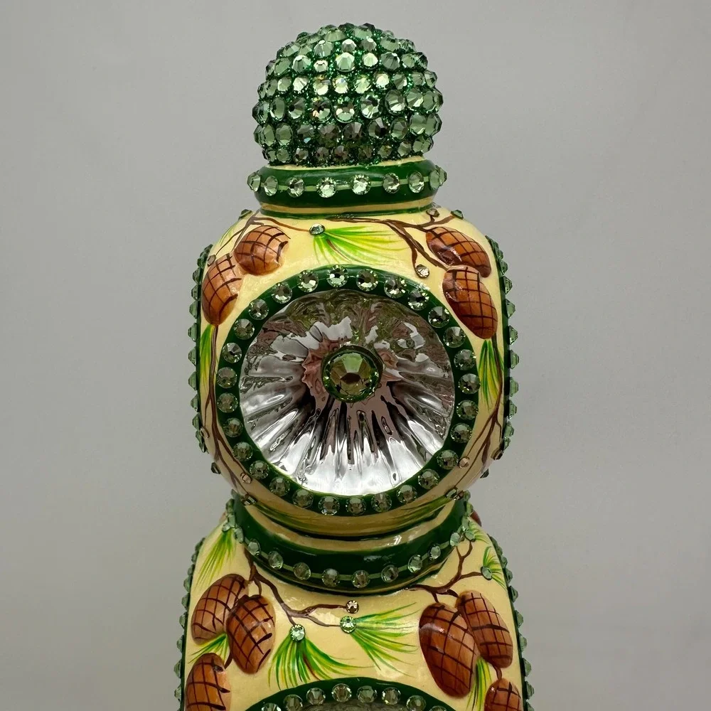 Patricia Breen all ornaments